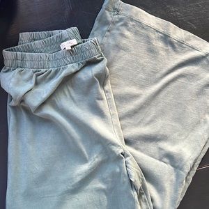 Z Supply butter soft wide leg pants
